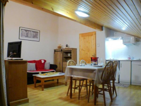 Appartement cosy avec piscine, balcon et parking - FR-1-629-124
